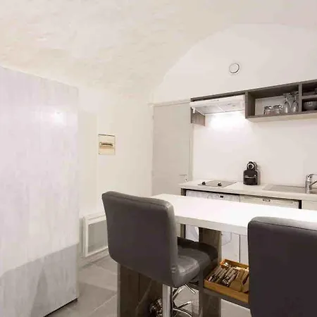 Studio Quartier Historique 5mn Palais/plage *